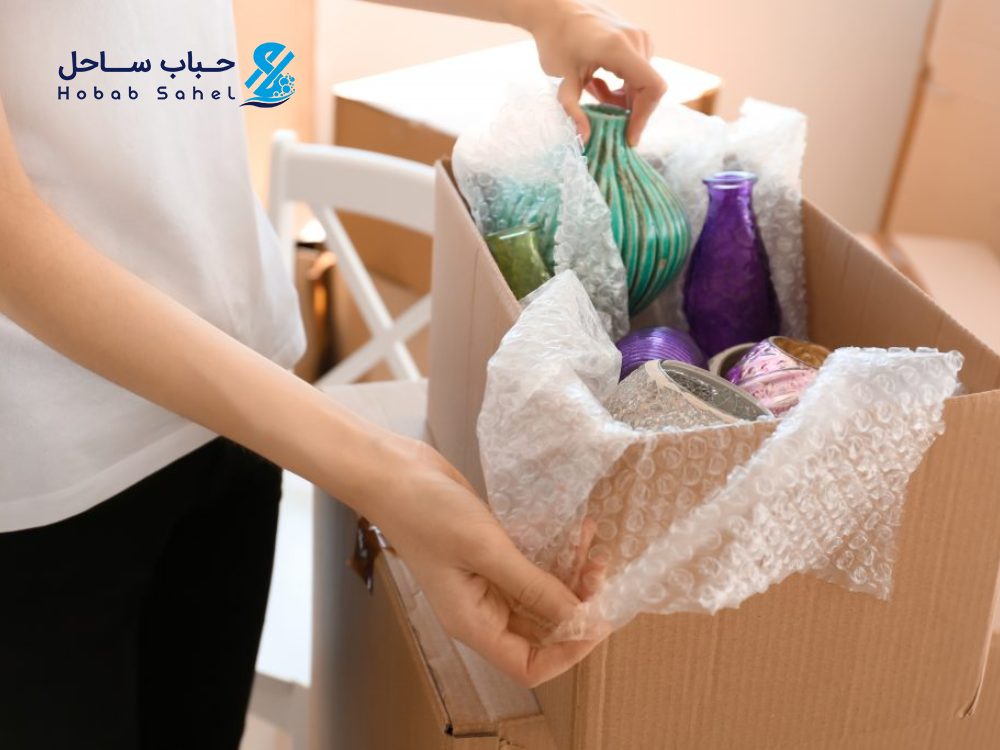 بسته بندی لوازم شکستنی منزل با نایلون ضربه گیر؛ راهنمای اسباب کشی امن